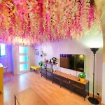 Unique & Enchanting 2bedroom With Jacuzzi Goslm-14 Apartament